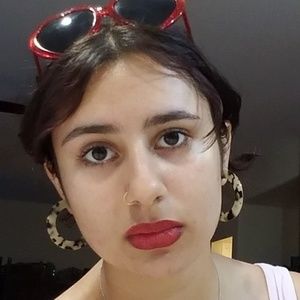 Meet your Posher, Tara